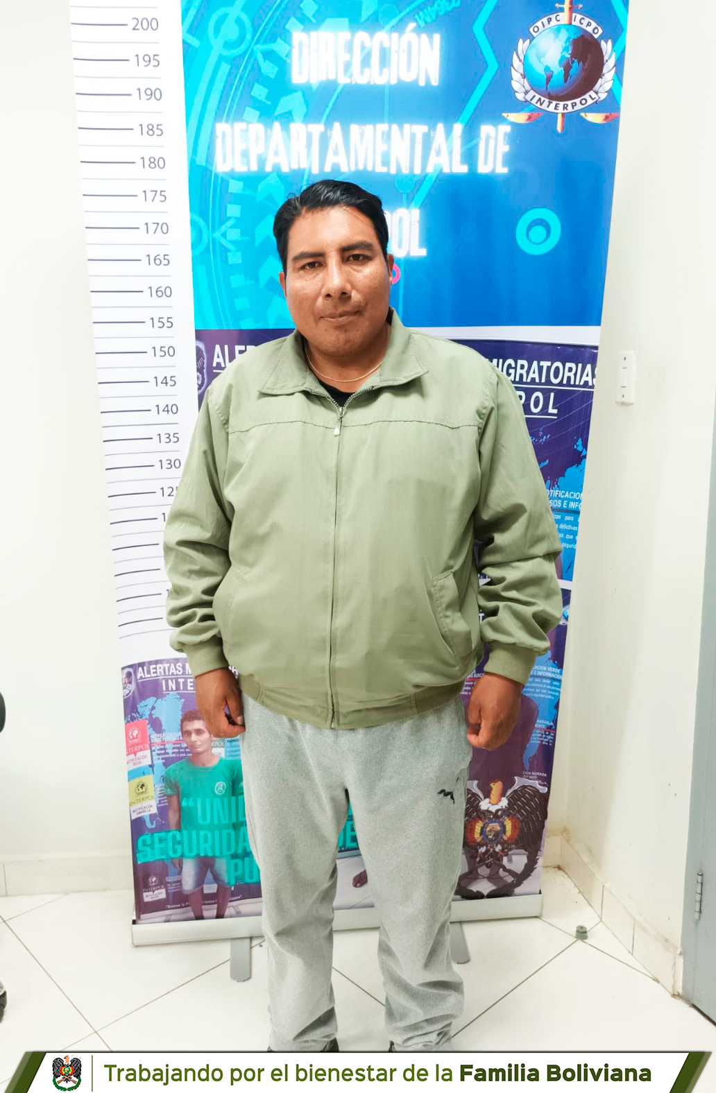 𝗔𝗣𝗥𝗘𝗛𝗘𝗡𝗗𝗘𝗠𝗢𝗦 𝗔𝗟 𝗣𝗘𝗥𝗨𝗔𝗡𝗢 𝗔𝗕𝗥𝗔𝗛𝗔𝗠 𝗖𝗔𝗨𝗡𝗔, 𝗕𝗨𝗦𝗖𝗔𝗗𝗢 𝗘𝗡 𝗦𝗨 𝗣𝗔Í𝗦 𝗣𝗢𝗥 𝗘𝗟 𝗗𝗘𝗟𝗜𝗧𝗢 𝗗𝗘 𝗧𝗘𝗥𝗥𝗢𝗥𝗜𝗦𝗠𝗢